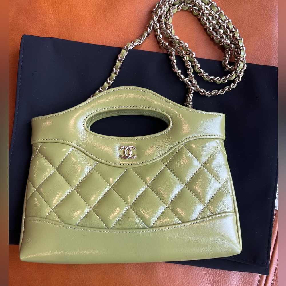 Chanel 25k green 31 nano shopper bag clutch NWT